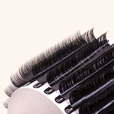 Mega Volume Chelsea Lashes 0.04